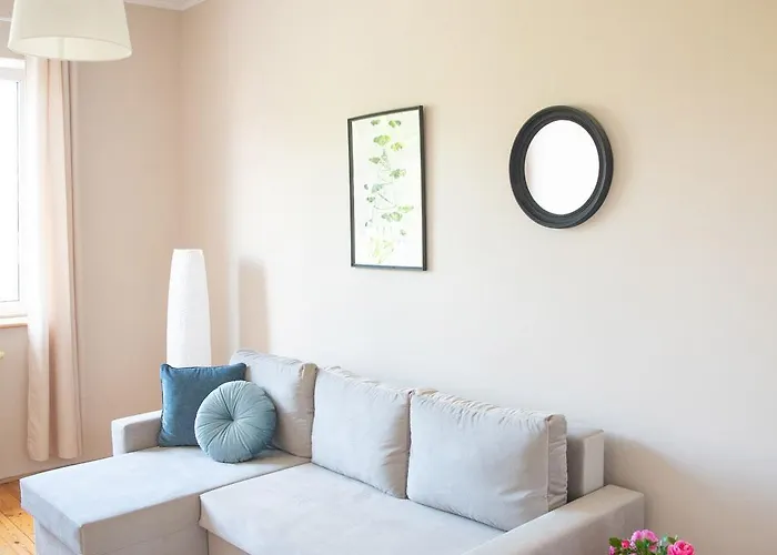 Przytulne I Klimatyczne Mieszkanko W Gdyni Orlowie Апартаменты *